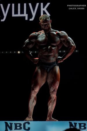 CLASSIC PHYSIQUE